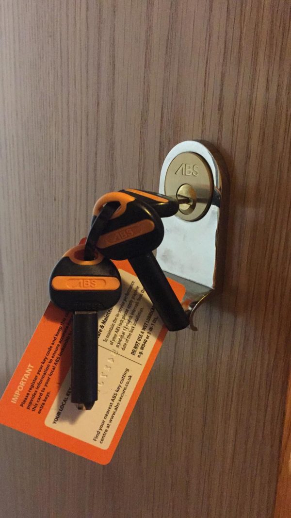 residential London N locksmith service.jpeg